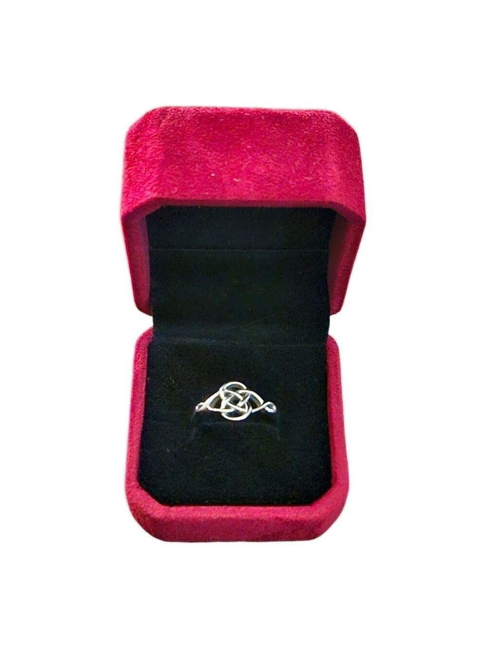 Royal Chain Silvertone Ring Size 7.5
